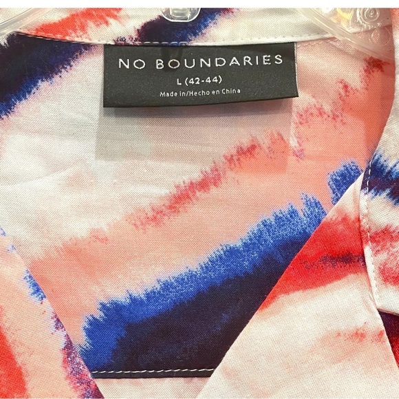 NWT No Boundaries Red, White, & Blue Rayon Button Front Shirt Size L - Picture 4 of 5